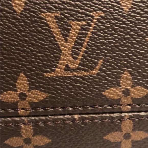Louis vuitton - Picture 10 of 10